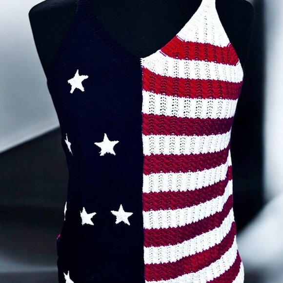 Red Stars and Stripes Flag Pattern Knitted Tank - Picture 6 of 13